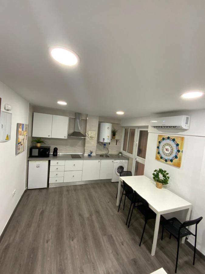 Goya Apartamentos Málaga Extérieur photo