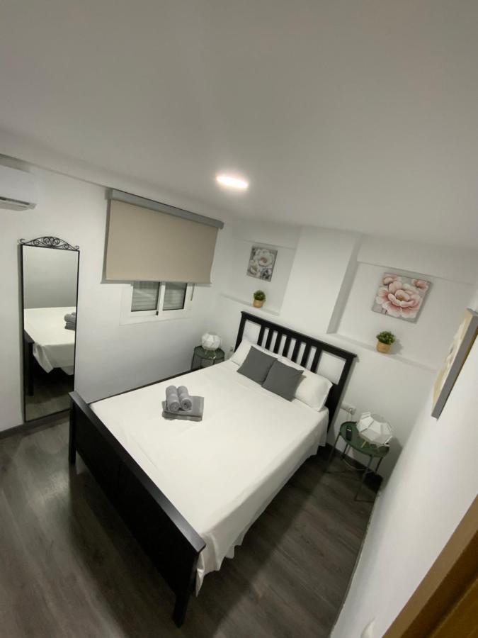 Goya Apartamentos Málaga Extérieur photo